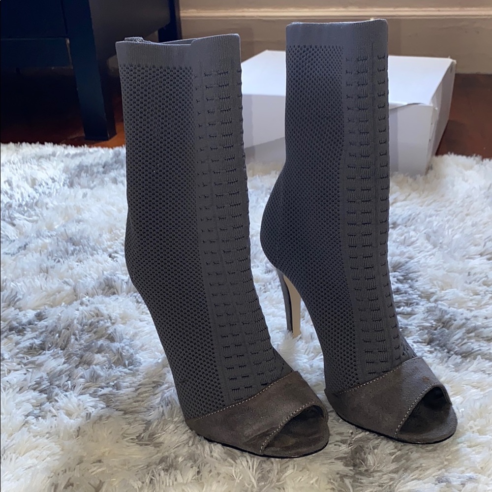 Elegant Gray Peep-Toe Ankle Boots